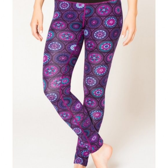 SATVA GEOMETRIC LEGGINGS SMALL NWT  COLOR:EASTERN TILE OCEAN DEPTHS - Picture 1 of 11